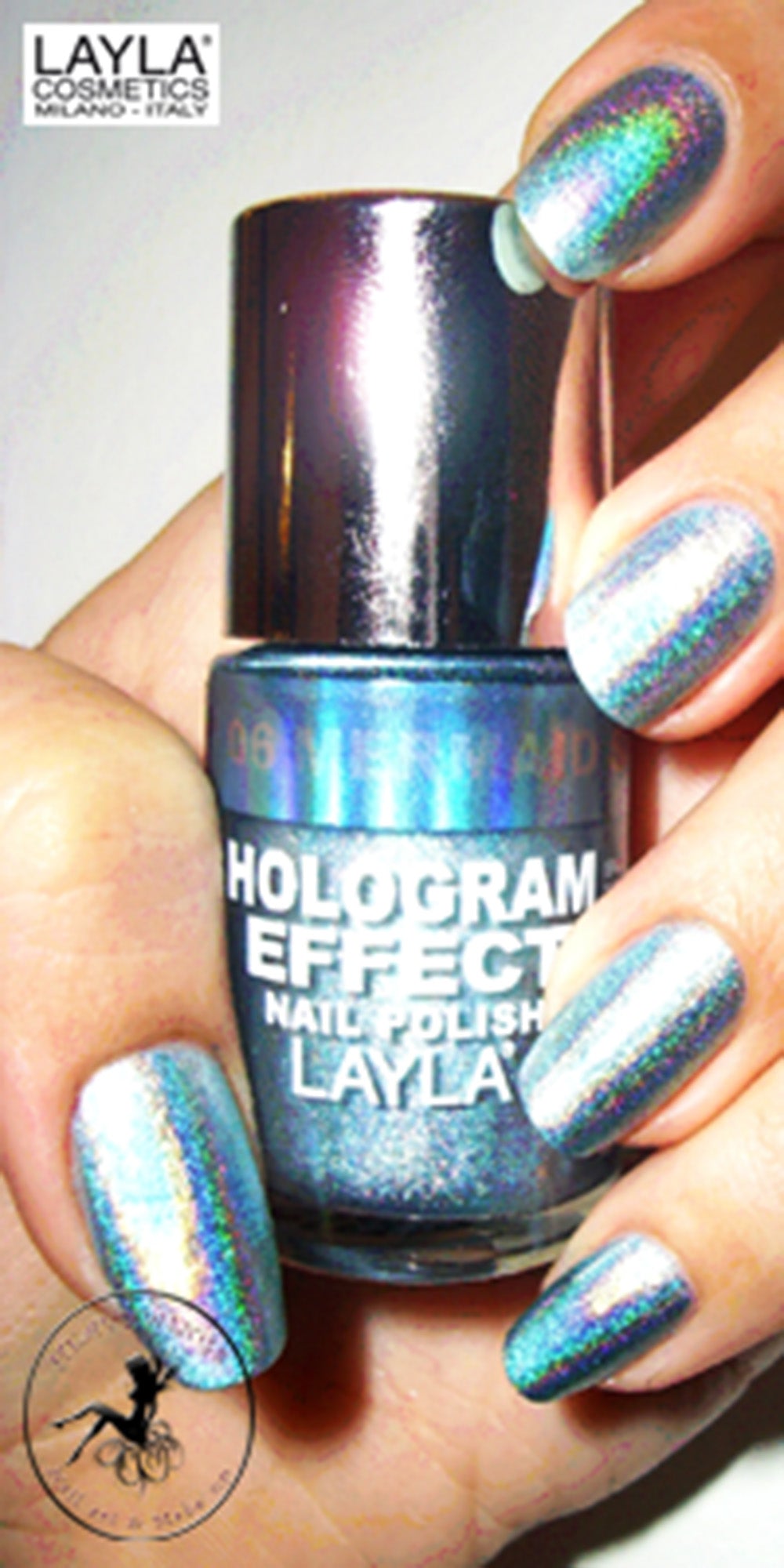 Layla Cosmetics Hologram Effect Nail Polish with Free Base File