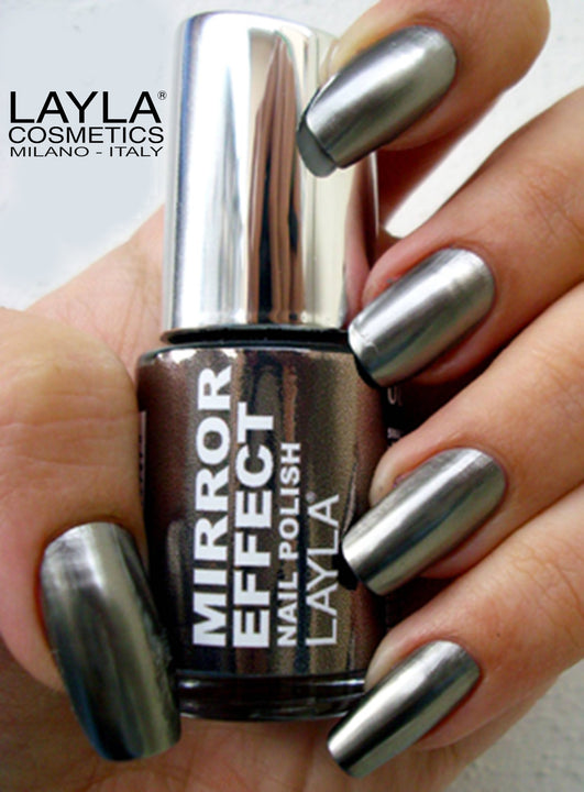 Layla Cosmetics Mirror Effect Nail Polish with Free Base File