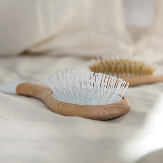 Bachca Small Detangling & Volumizing Wooden Hair Brush