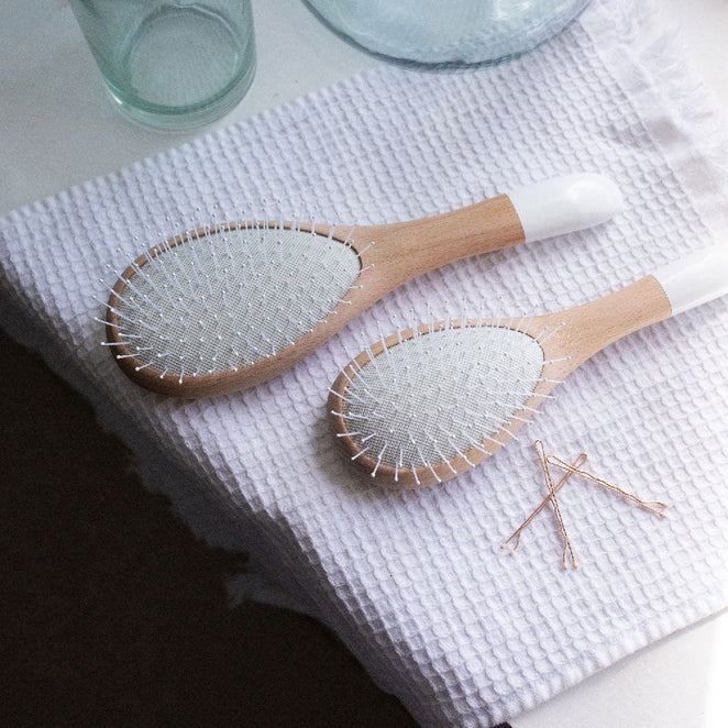 Bachca Small Detangling & Volumizing Wooden Hair Brush