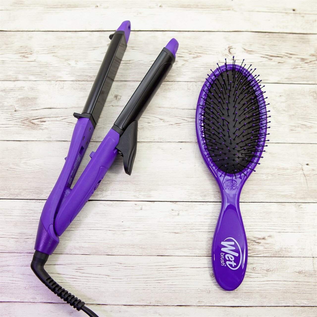 Wet Brush Original Detangler- 2 in 1 Styling Iron Travel Set-Wet Brush-Brand_Wet Brush,Collection_Gifts,Collection_Hair,Collection_Tools and Brushes,Gifts_Under 25,Gifts_Under 35,Tool_Brushes,Tool_Detangling Brush,Tool_Flat Irons,Tool_Hair Tools,Tool_Hot Tools,WET_Kits and Sets